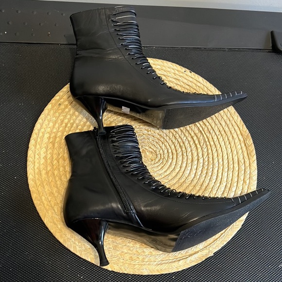 Davos Gomma Leather Pointy Pinocchio Toe Ankle Boot Size 37 - Picture 9 of 10